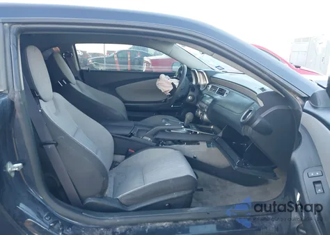 2015 Chevrolet Camaro 2Ls z USA, uszkodzony, nr VIN 2G1FB1E3XF9152209